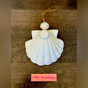 Margaret Furlong 1989 Porcelain Snowflake Angel Christmas Ornament